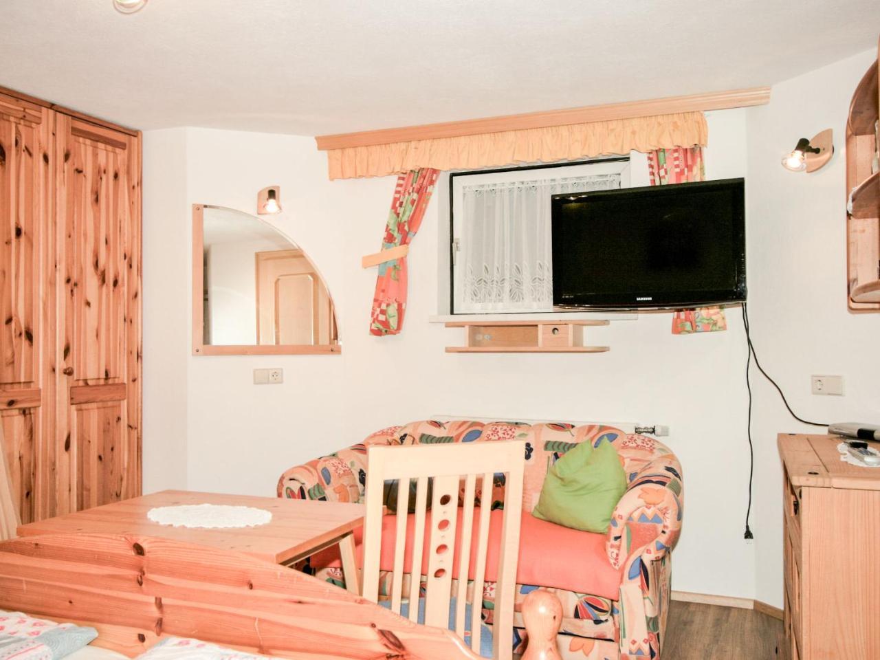Apartment Poldi By Interhome Хаус-им-Энншталь Экстерьер фото